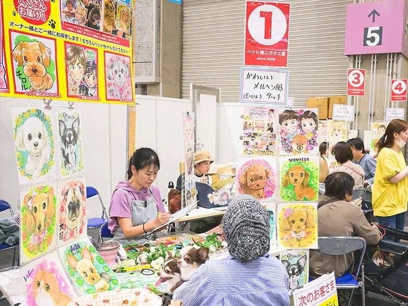 ペットの似顔絵をお好みのタッチで描きます