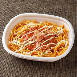 ファミリーマート「パンチョ監修 大盛 太麺！チーズナポリタン」