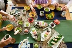 温泉旅館で本格的なずんだづくり。材料は全て宿が準備するので、ストレスフリーで楽しめる