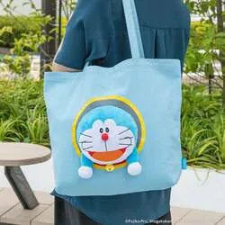 ぬいぐるみを縫い付けた「ぬいぬいバッグ」全2種
