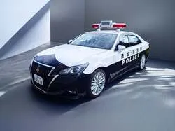 パトカー（クラウン）