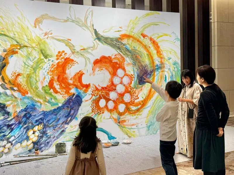 みんなでつくる羊のウォールアート
