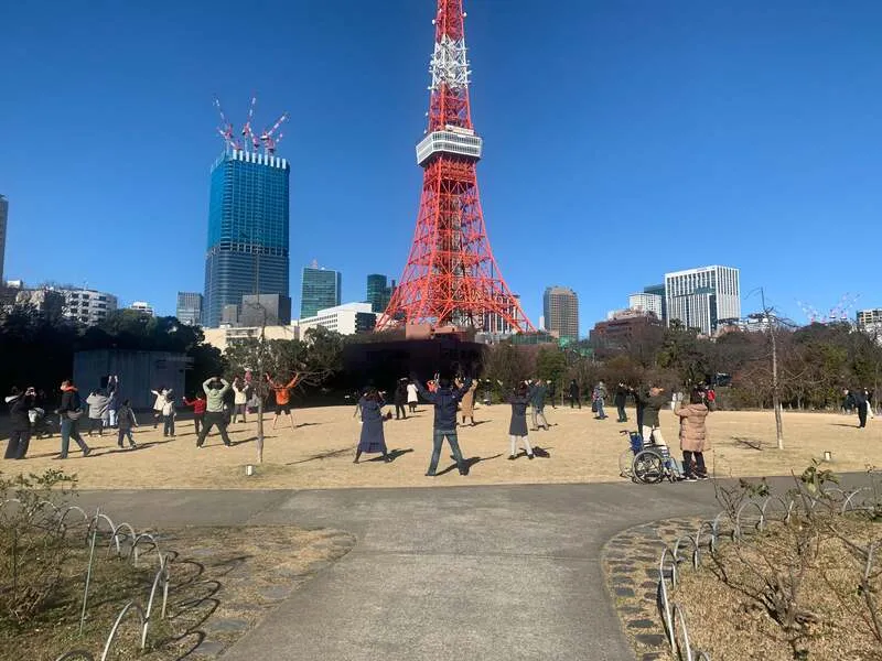 東京タワーを望むプリンス芝公園での絶景太極拳