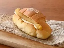 アンテンドゥ「塩パンwithいもあんバター」