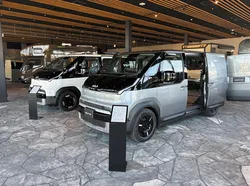 KIA PB5