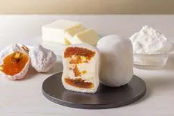 弁才天「干し柿バター大福」