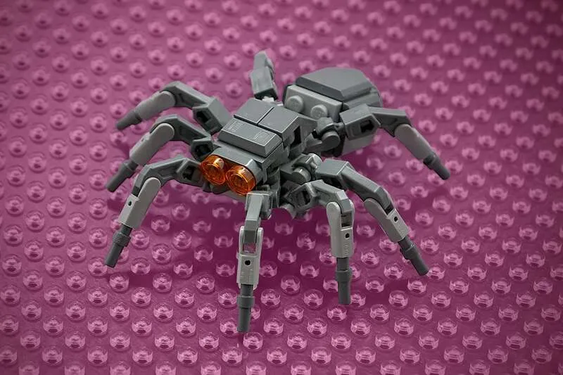 クモをテーマにしたレゴブロックのビルド体験ワークショップのイメージ