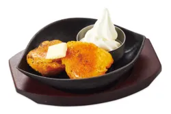 トマト＆オニオン「安納蜜芋のブリュレ〜ソフトクリーム添え〜」