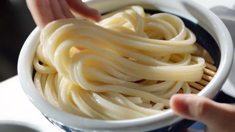 1玉から3玉まで同一価格で選べるうどん