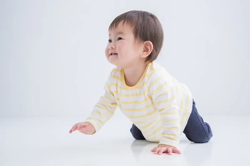 ハイハイ期だけのかわいい姿を見守りましょう♪
