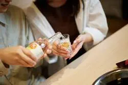 乾杯ドリンク付きのお祝いコース
