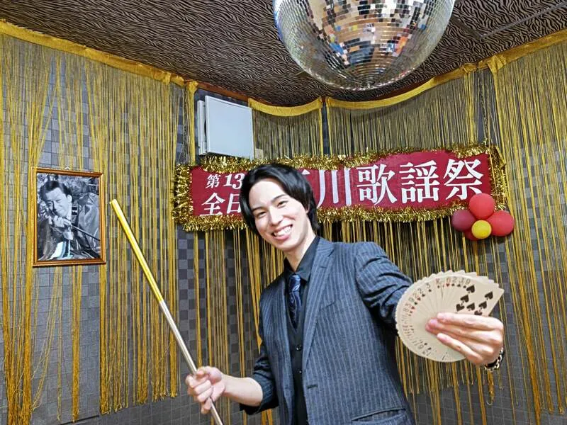 2階大広間で行われるマジックショー（観覧無料）