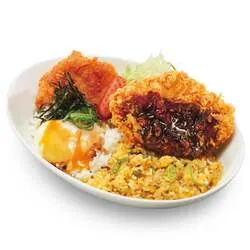 期間限定の「チャーハンとテリたま混ぜご飯の欲張り飯」
