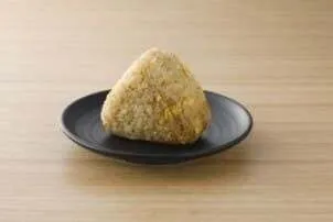 南京町監修 ごま香る炒飯おにぎり