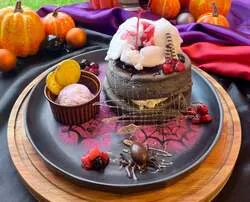 【新メニュー】ハロウィーンぱんケーキ〜蜘蛛が仕掛ける甘い蜜〜（1,800円）