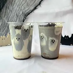 【新メニュー】Myおばけの黒ゴマラテ、ミルクラテ（850円）