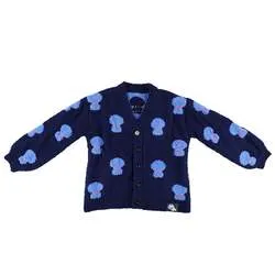 ドラえもん未来デパートオリジナル ふわふわカーディガン ネイビー（表デザイン）11,000円（税込）