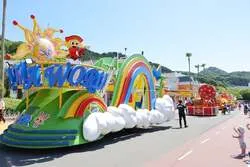 ハロウィンパレード「Fantastic Parade 〜Birdland Best Friends〜」