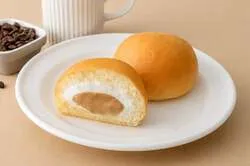 八天堂「冷やして食べる とろけるくりーむパン カフェオレ」