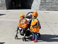「0歳〜2歳の赤ちゃんエリアも！ところざわサクラタウンで「ハロウィンマルシェ」初開催」の写真