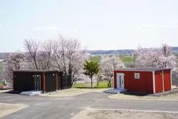 「BBQも貸切サウナも込みで泊まれる！北海道美幌町に宿泊用コンテナハウスプレオープン」の写真