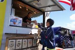 「京都・京丹波町で秋の恒例マルシェ！大人気モンブランや特産品が当たる宝探しも開催」の写真