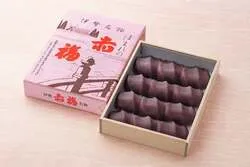 赤福餅（12個入1,300円）