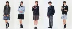 「カンコー学生服が小学生の卒業式向けに袴・卒服レンタルを開始、原宿店で試着会も！」の写真