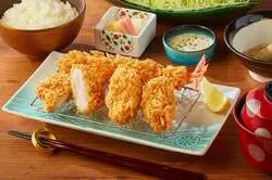 とんかつ新宿さぼてん「大粒カキフライとかつ盛り合わせ御膳」