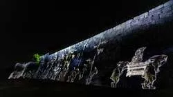 teamLab《Walk, Walk, Walk - Fukuoka Castle Ruins》（過去の展示風景）
