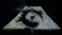 teamLab《Enso on Ancient Stone Wall》（過去の展示風景）