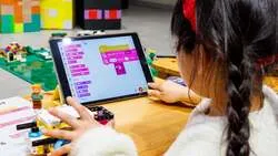 iPadを使ったビジュアルプログラミング（過去イベントの様子）