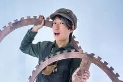 大道芸人ヒヨコ