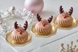 「いちごスイーツやローストターキーも！名古屋のホテルでクリスマス＆いちごのブッフェ」の写真