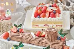 ブッシュドノエル＆いちごのショートケーキ イメージ