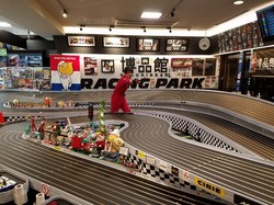 「銀座・日比谷・有楽町の親子向けスポット9選　無料＆1日遊べる！」の写真