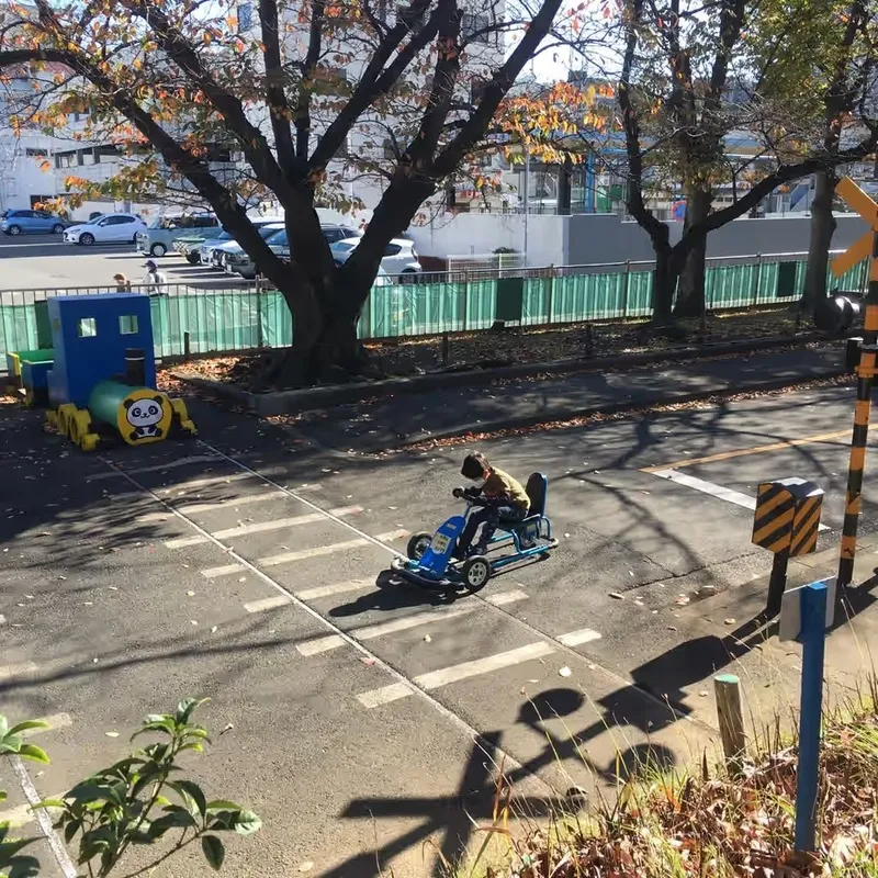 道路や信号がある交通公園です（ユーザー提供画像）