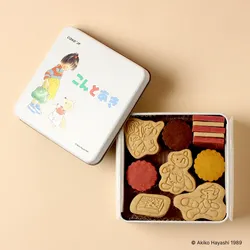 「こんとあき」クッキー缶／3,564円
