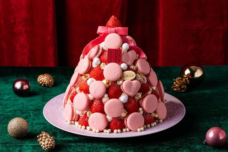 フォションホテル京都「マカロンといちごのクリスマスツリー」