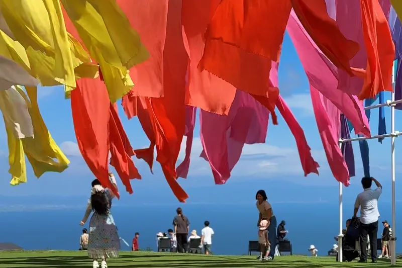 歩くたびに、思わず写真に残したくなる景色が広がります
