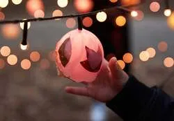 「【10/9～】光のツリー点灯「ザ・プリンス京都宝ヶ池」500円でキャンドル作り体験も」の写真