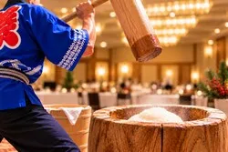 正月ならではの餅つき大会（イメージ）