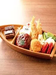 お子様セット（800円）※ドリンクバー付き