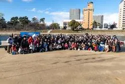 「水難学会会長と川で「浮いて待て」を実践！高校生以下無料の寒中水泳 愛知県岡崎市」の写真