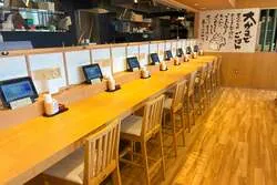 「かまどで炊いたごはん3種が食べ放題！厚切りとんかつ「よし平」が東松山市にオープン」の写真