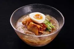 「冷麺」900円