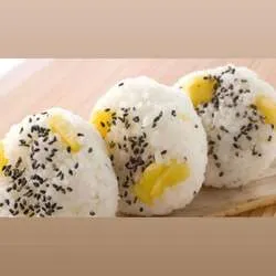 「焼き栗の食べ比べや栗おにぎりも！入場無料の栗フェスが名古屋・イオンモール熱田で」の写真