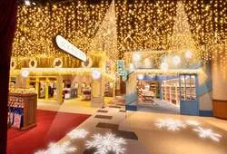 「クリスマス衣装のちいかわたちに会える！池袋「ちいかわパーク」が冬限定の装飾に」の写真