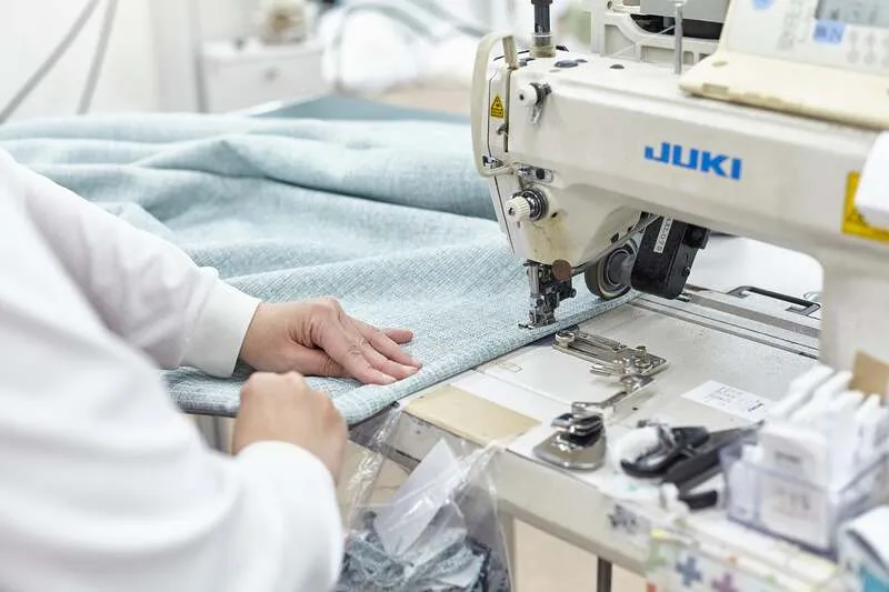 インテリックスの縫製工程