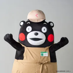 「くまモンが1日店長に！阪神梅田本店で熊本グルメや和紅茶が楽しめるフェア開催」の写真